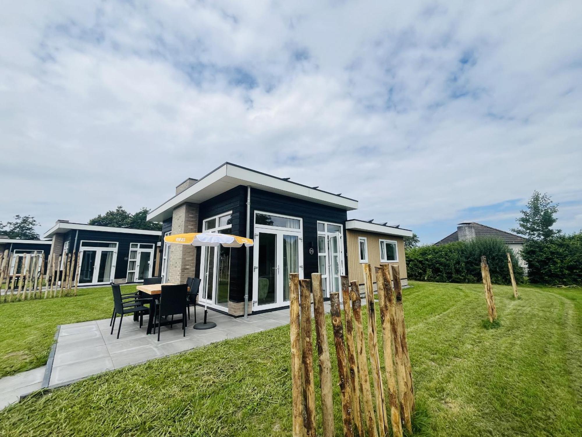 Bungalowpark De Horn - Floresta 215 Dirkshorn Dış mekan fotoğraf