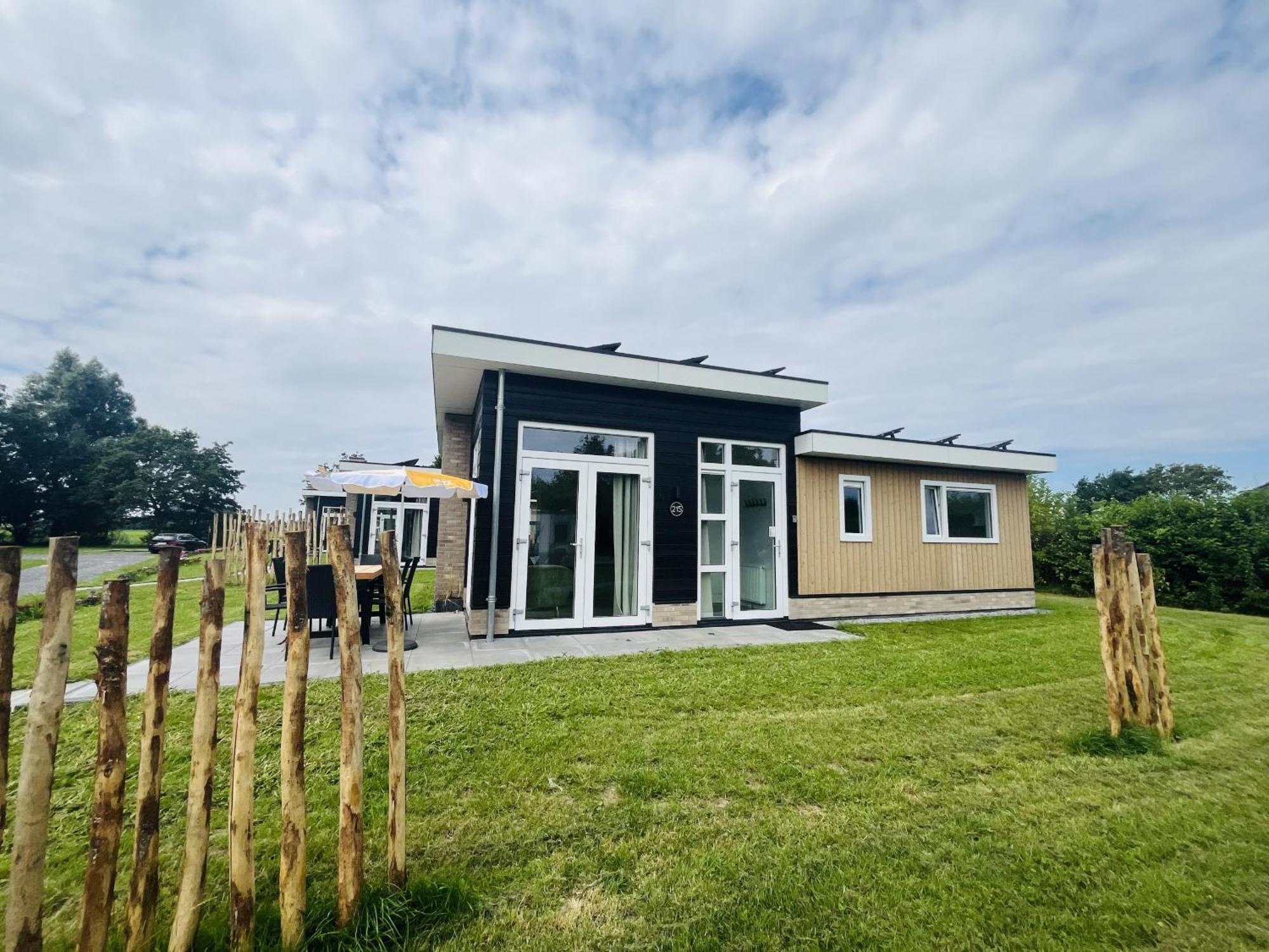 Bungalowpark De Horn - Floresta 215 Dirkshorn Dış mekan fotoğraf